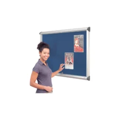 Express Stock Sliding Door Shield Showcase