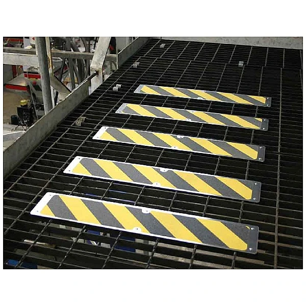 Coba Aluminium Stair Tread 1 Coba Aluminium Stair Tread