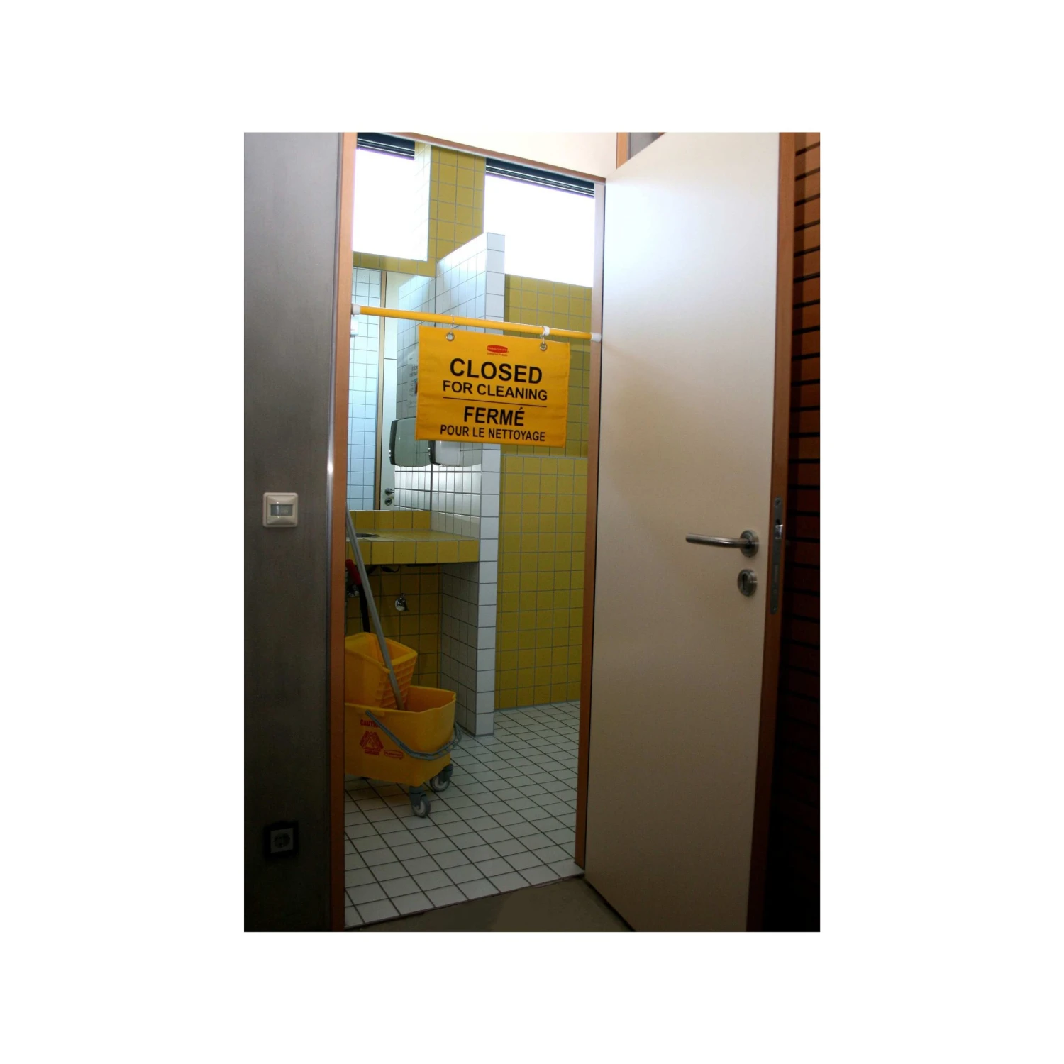 Rubbermaid Hanging Door Safety Sign 3 Rubbermaid Hanging Door Safety Sign - Image 3